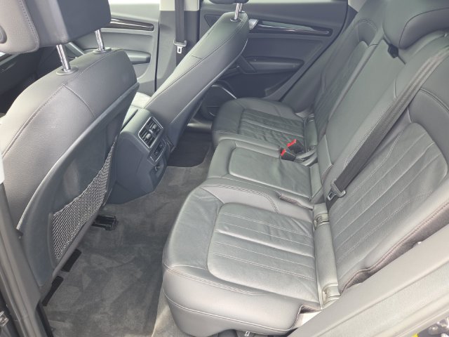 Used 2019 Audi Q5 2.0T Premium w/ Convenience Package AWD/4WD image 13