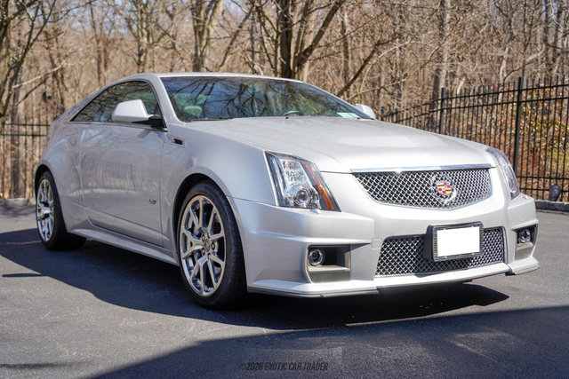 Used 2011 Cadillac CTS V w/ Wood Trim Package image 12