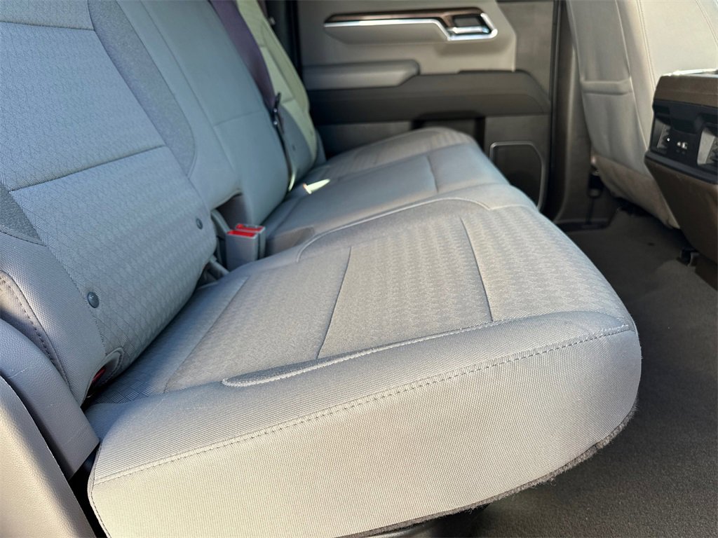 Used 2023 Chevrolet Silverado 1500 LT image 16