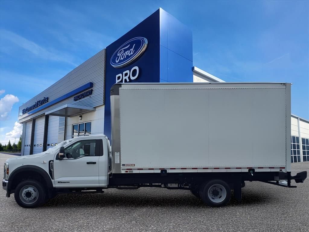 New 2026 Ford F550 2WD Regular Cab Super Duty image 18