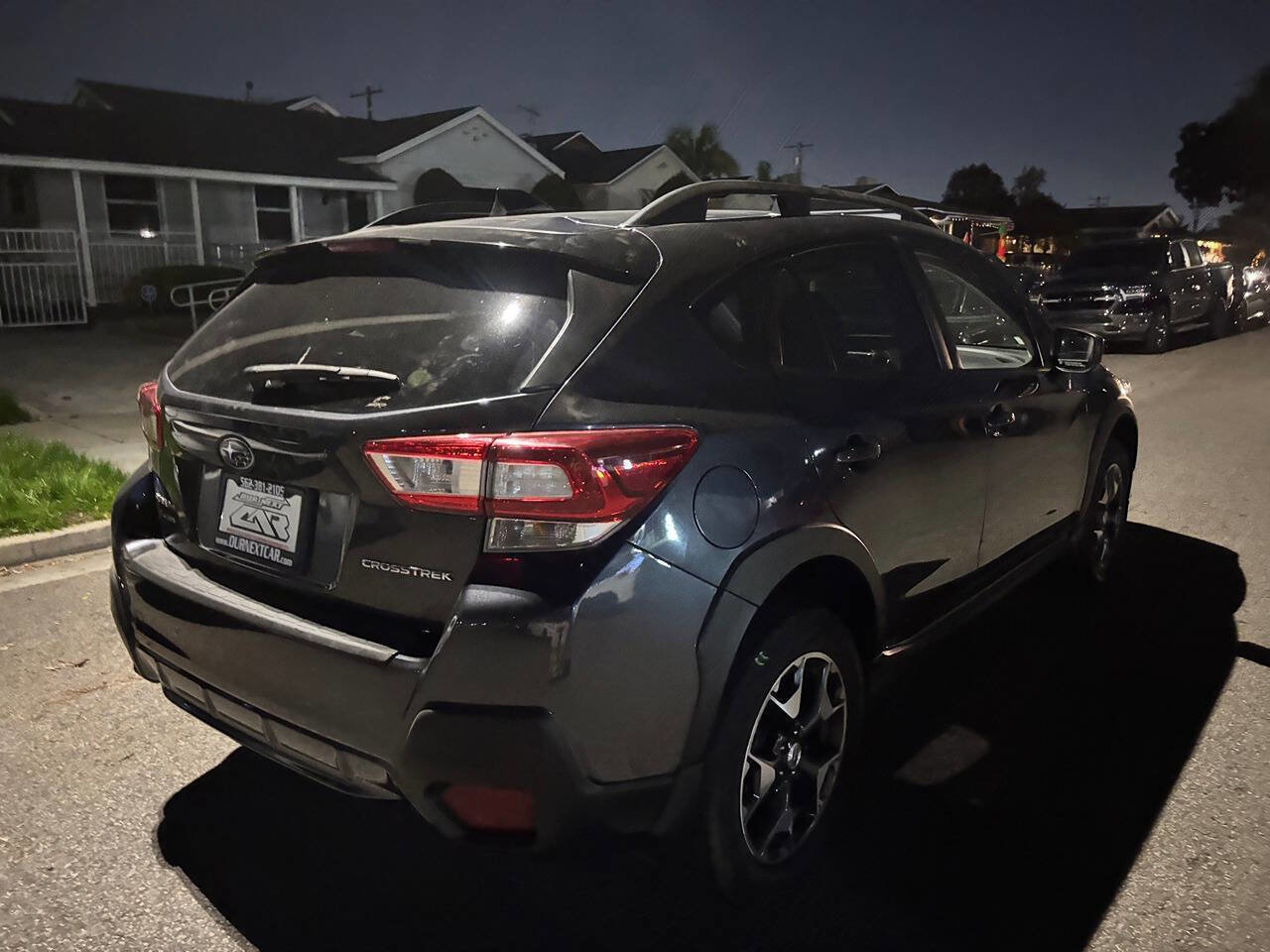 Used 2018 Subaru Crosstrek 2.0i Premium w/ Moonroof Package image 4