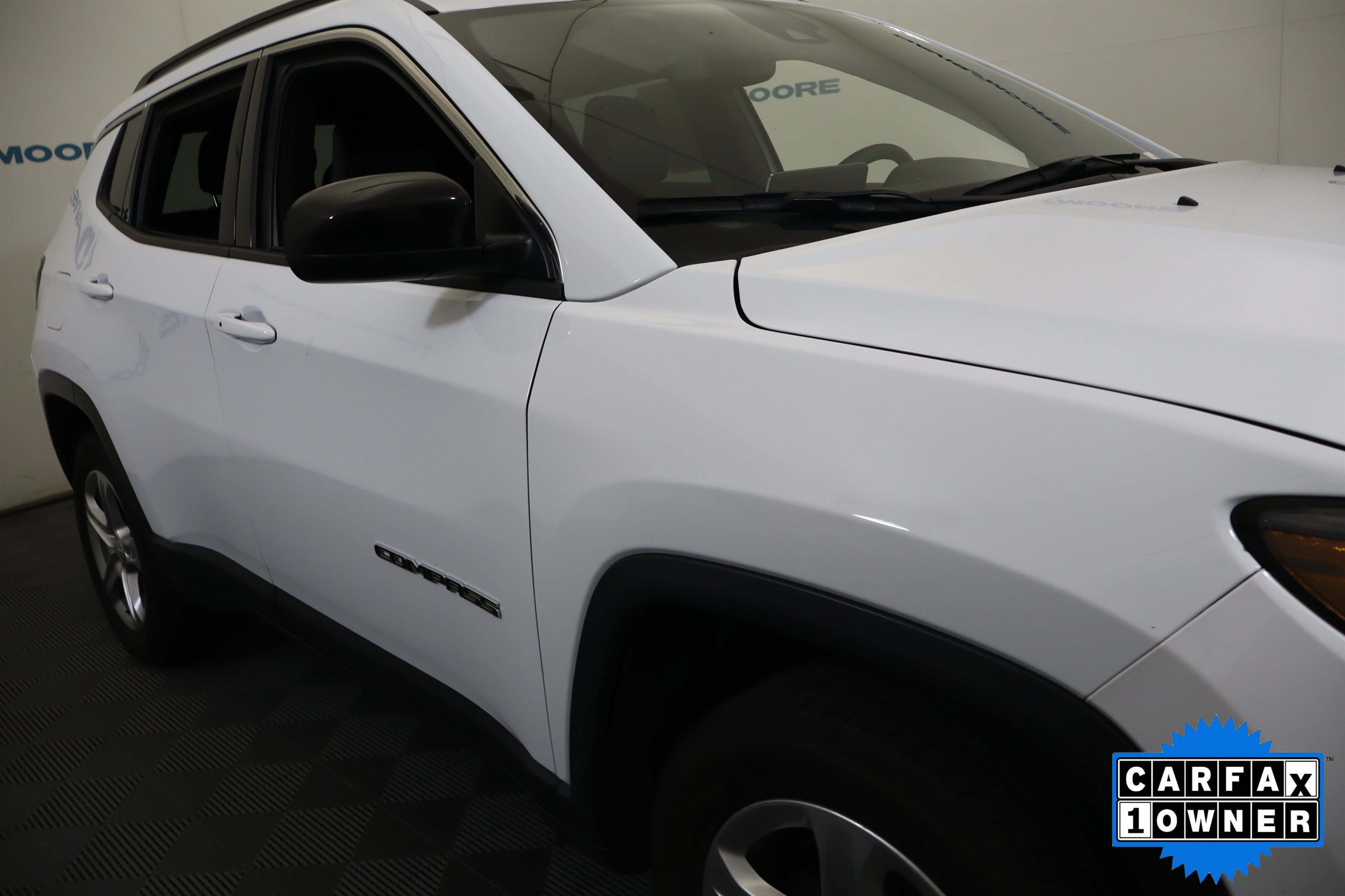Used 2024 Jeep Compass Latitude AWD/4WD image 4