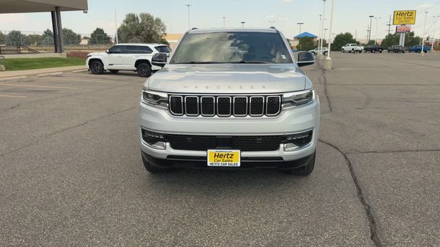 Used 2025 Jeep Wagoneer L 4WD image 3
