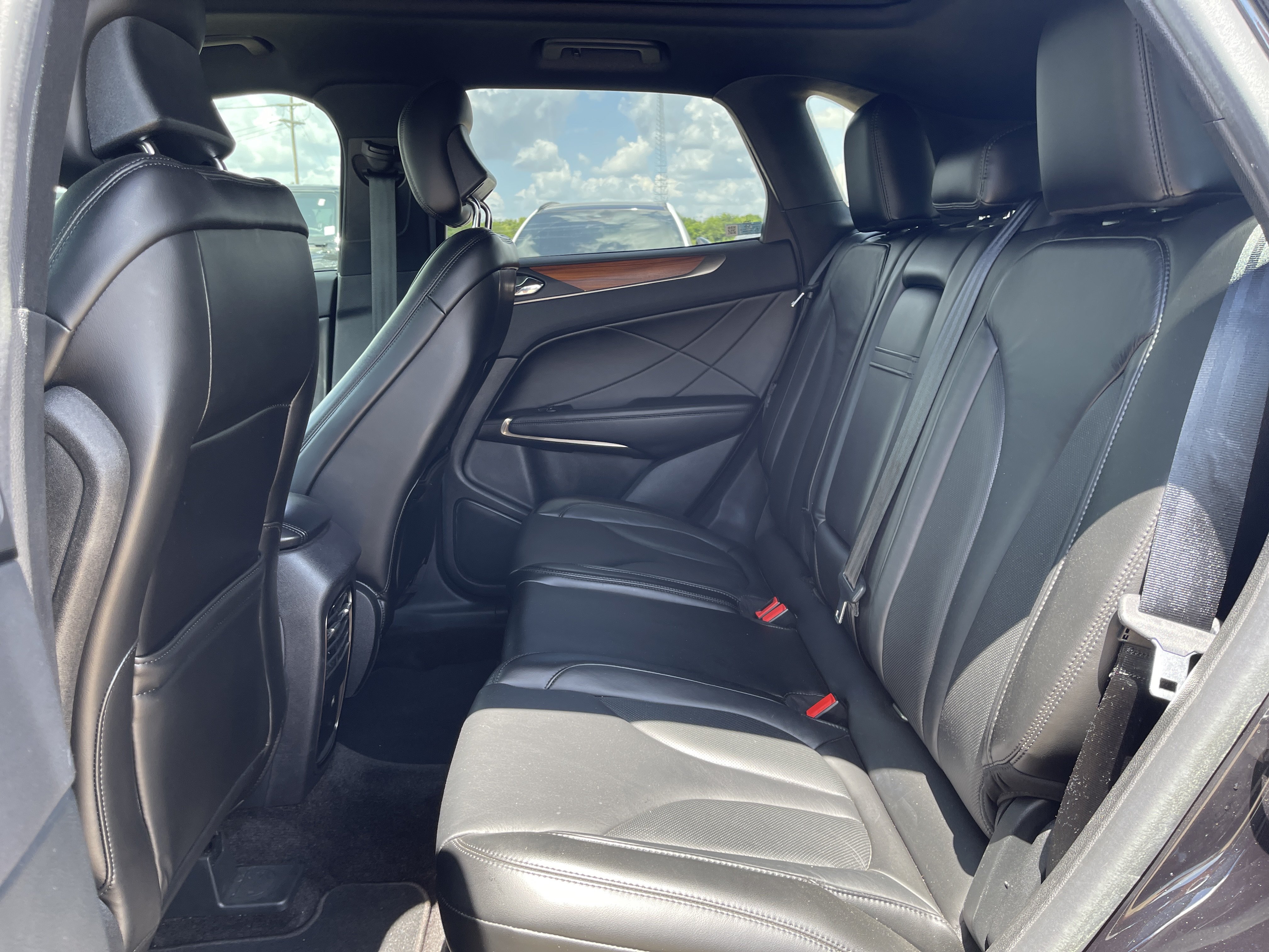 Used 2019 Lincoln MKC Select w/ Select Plus Package FWD image 39