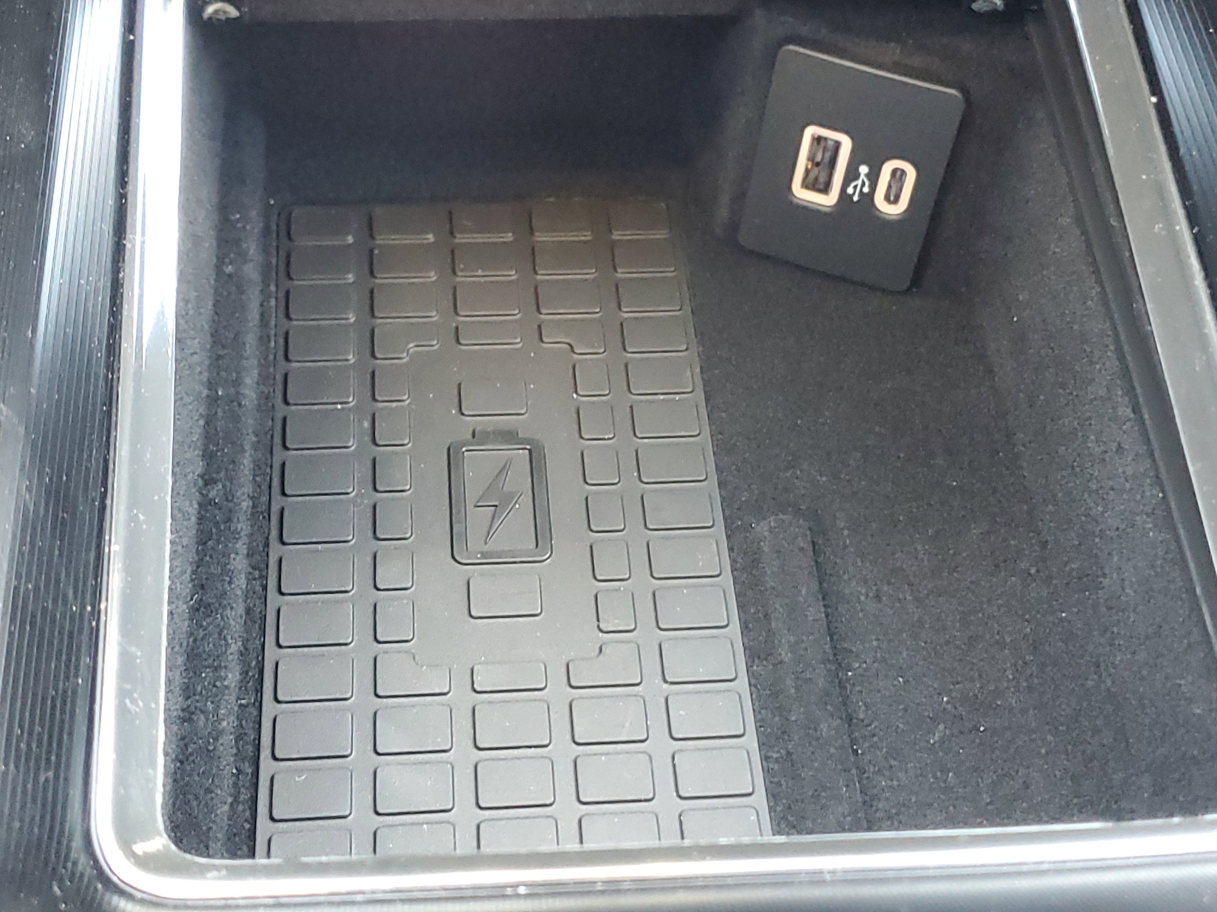 New 2025 Lincoln Corsair Reserve w/ Equipment Group 202A image 23