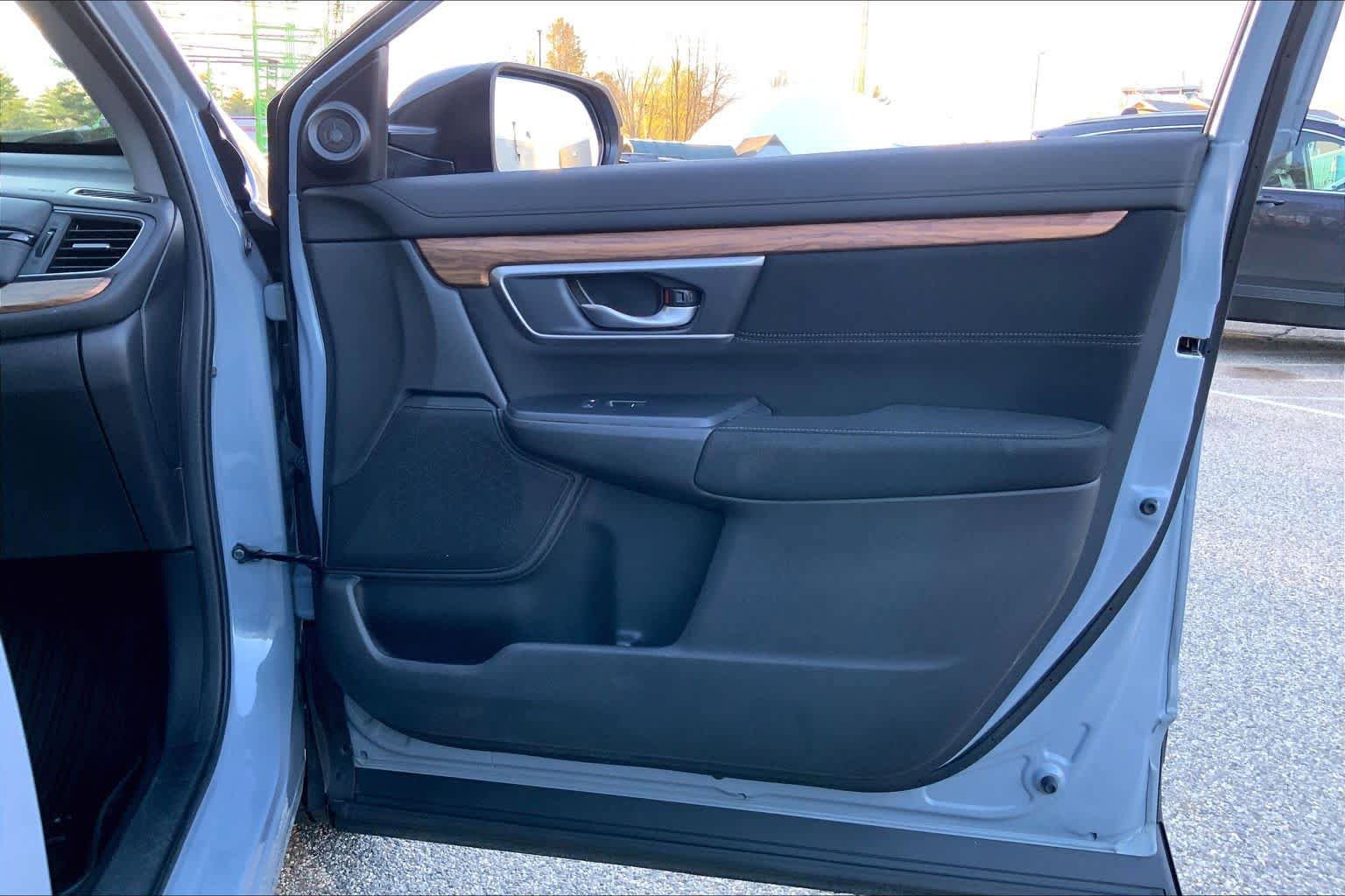 Used 2020 Honda CR-V EX image 23