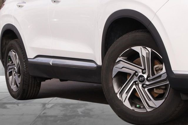 Used 2023 Hyundai Santa Fe SEL w/ Premium Package image 3