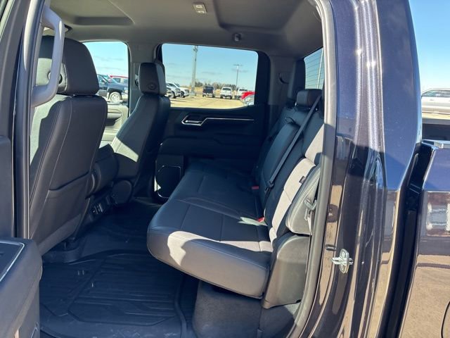 Used 2024 GMC Sierra 1500 SLT AWD/4WD image 16