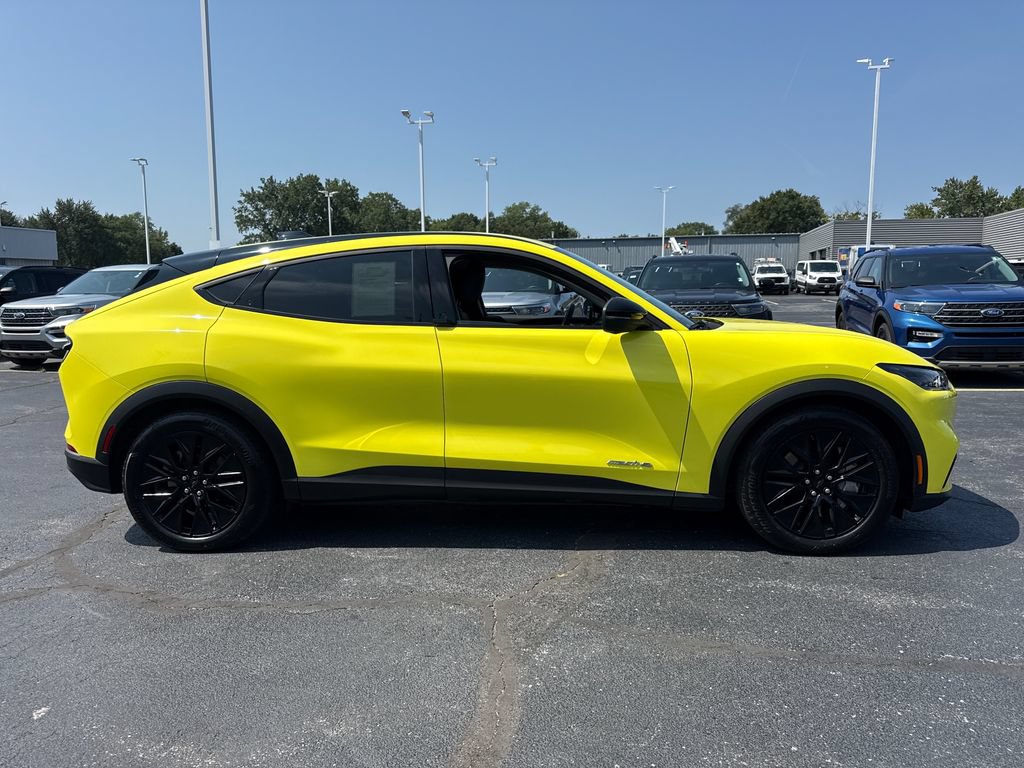 Used 2025 Ford Mustang Mach-E Select w/ Comfort Package Lite AWD/4WD image 7