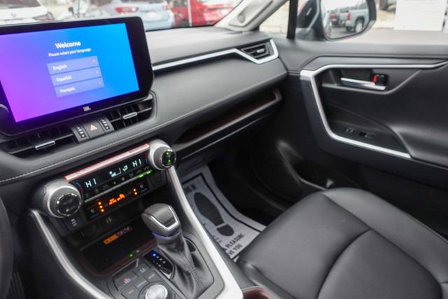 Certified 2025 Toyota RAV4 Limited image 27