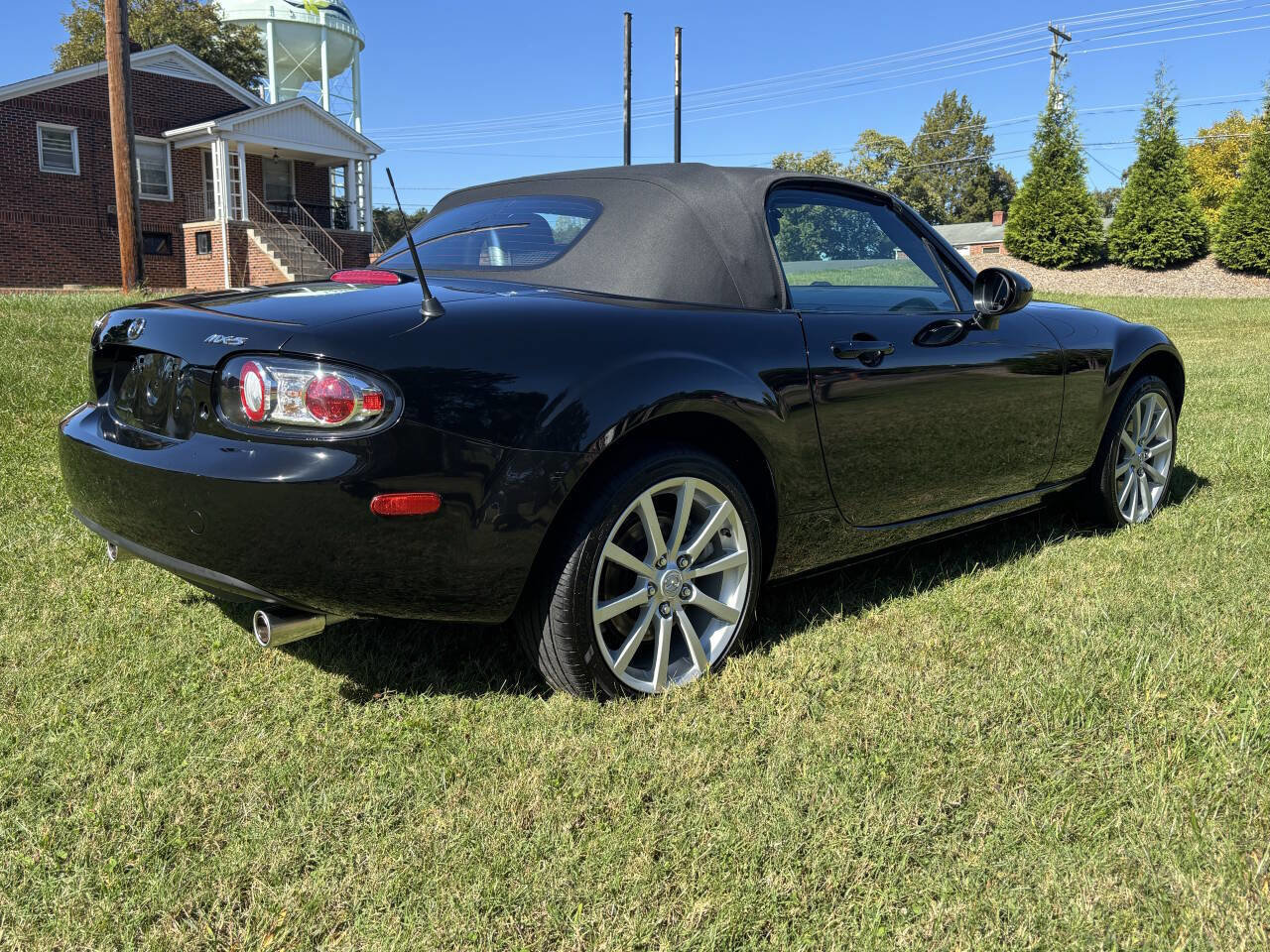 Used 2008 MAZDA MX-5 Miata Touring image 4