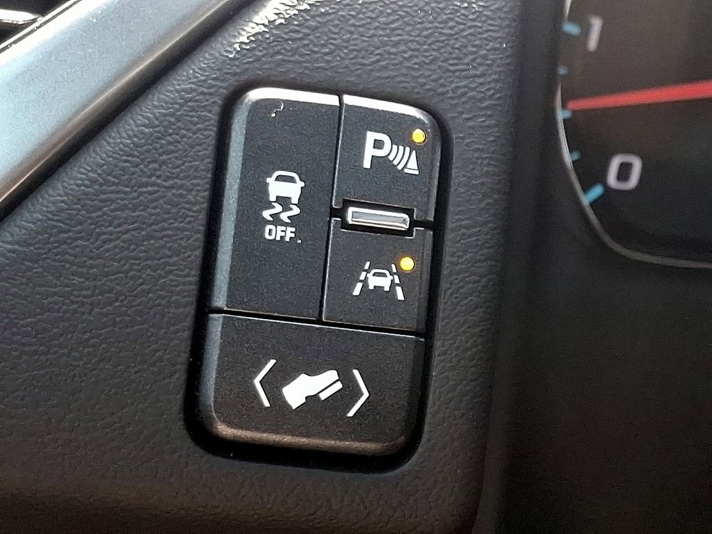 Used 2020 Chevrolet Tahoe LT image 28