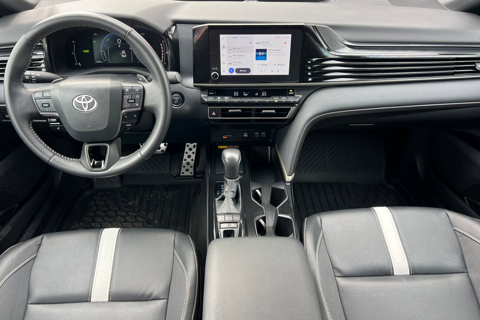 Certified 2025 Toyota Camry SE image 5