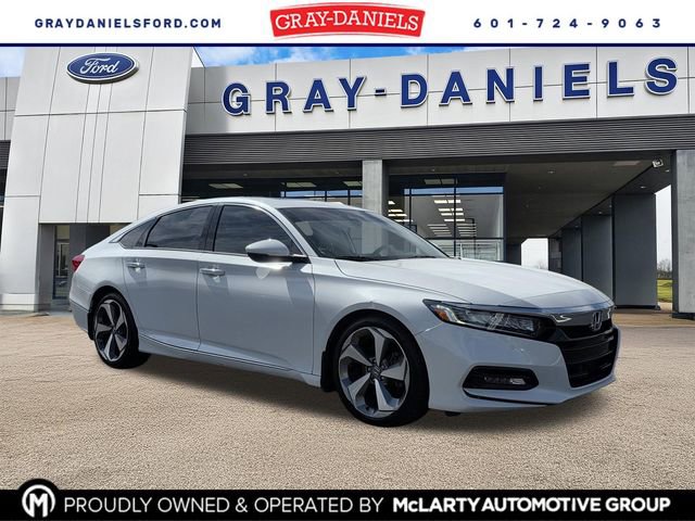 Used 2019 Honda Accord Touring image 1