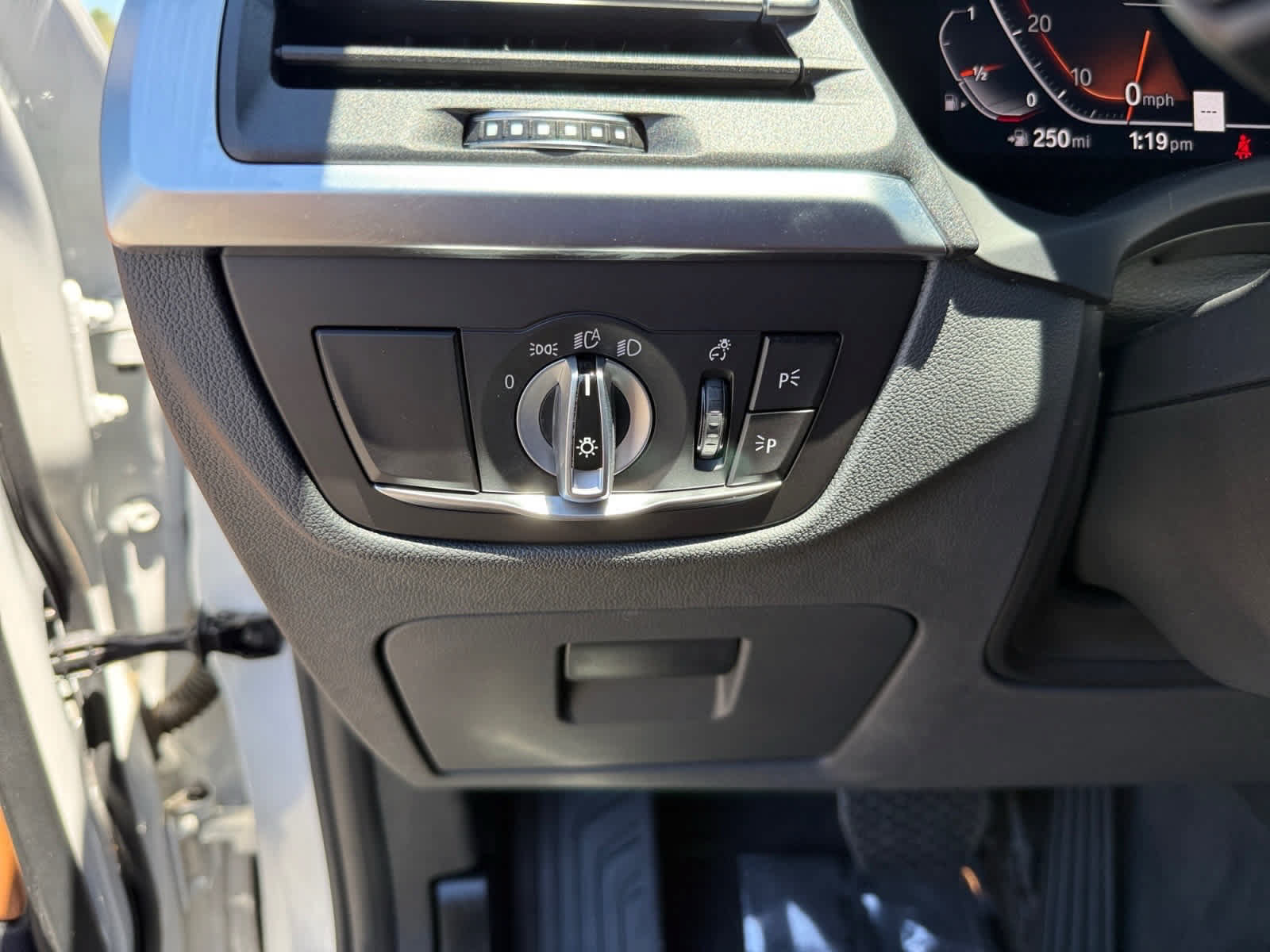 Used 2023 BMW X3 xDrive30i w/ Convenience Package w/ZPA AWD/4WD image 26