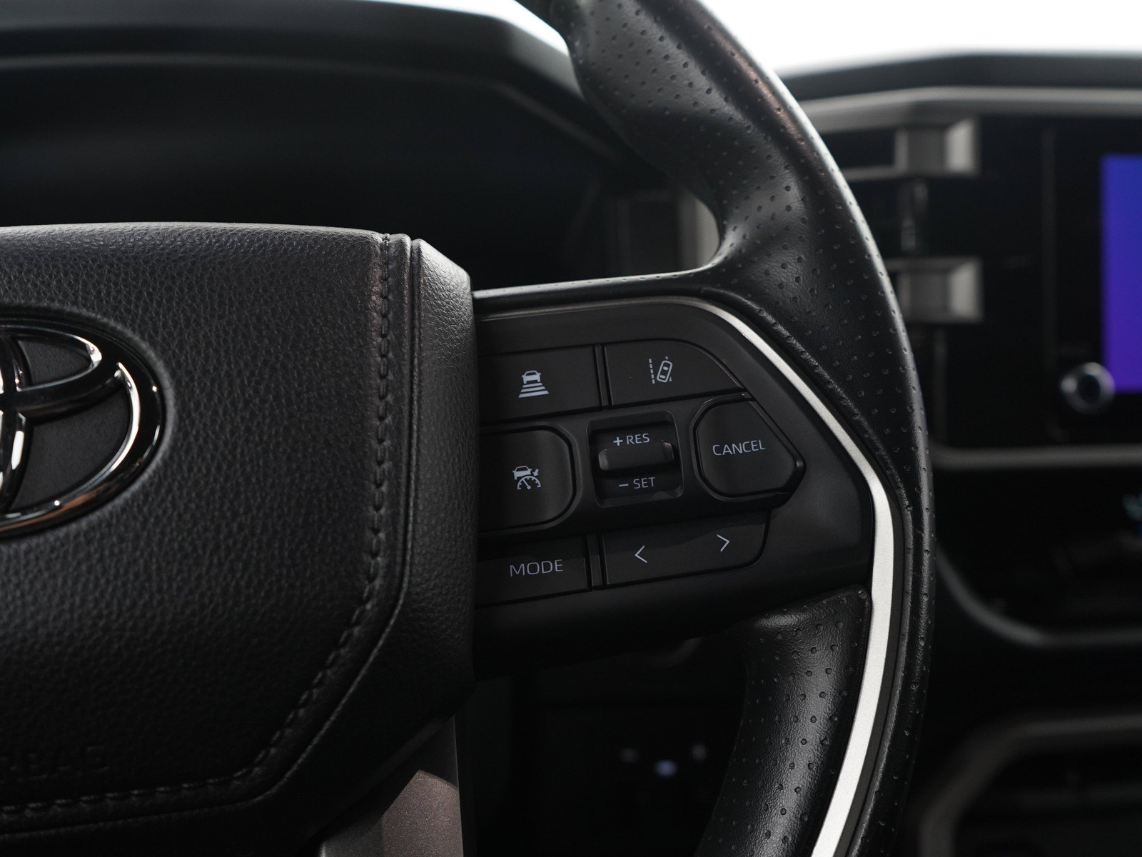 Used 2026 Toyota Tundra SR5 AWD/4WD image 25