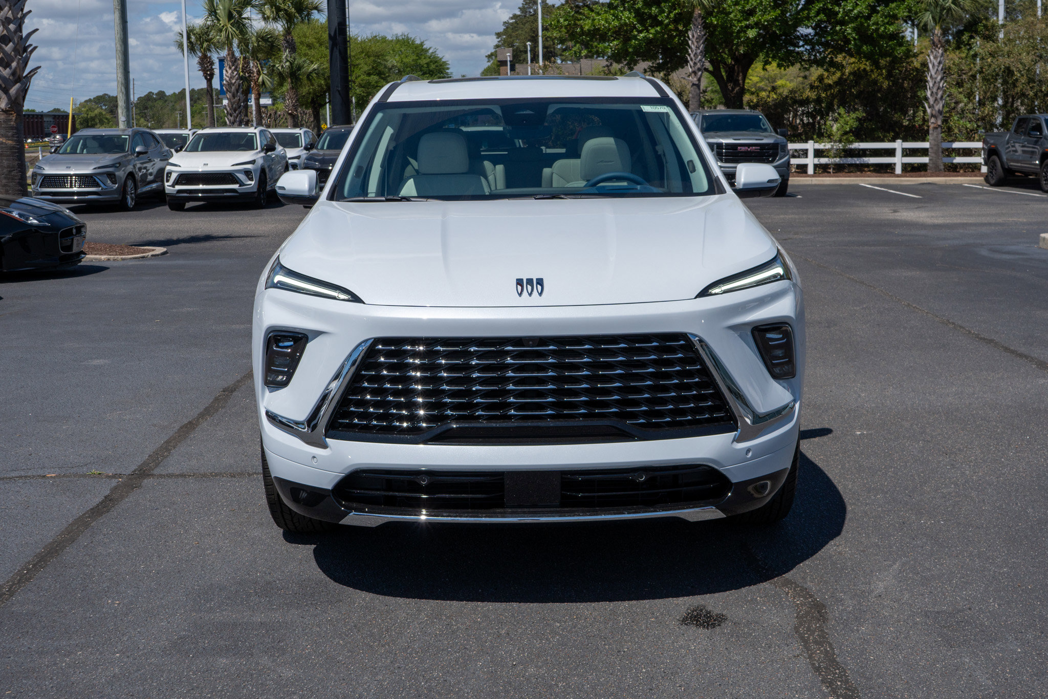 New 2026 Buick Enclave Avenir w/ Super Cruise Package image 8