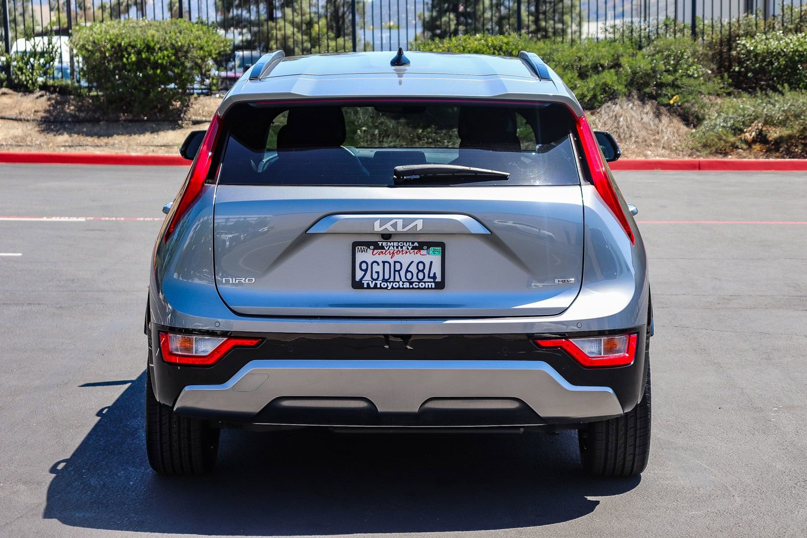 Used 2023 Kia Niro EX Touring FWD image 6