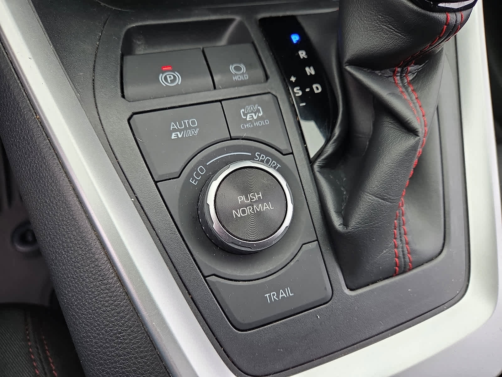 Certified 2023 Toyota RAV4 SE w/ Weather & Moonroof Package image 25