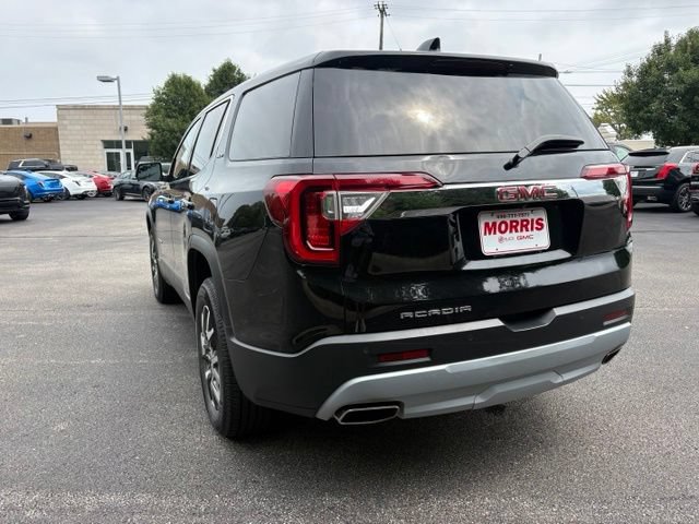 Used 2022 GMC Acadia SLE w/ LPO, Floor Liner Package FWD image 3