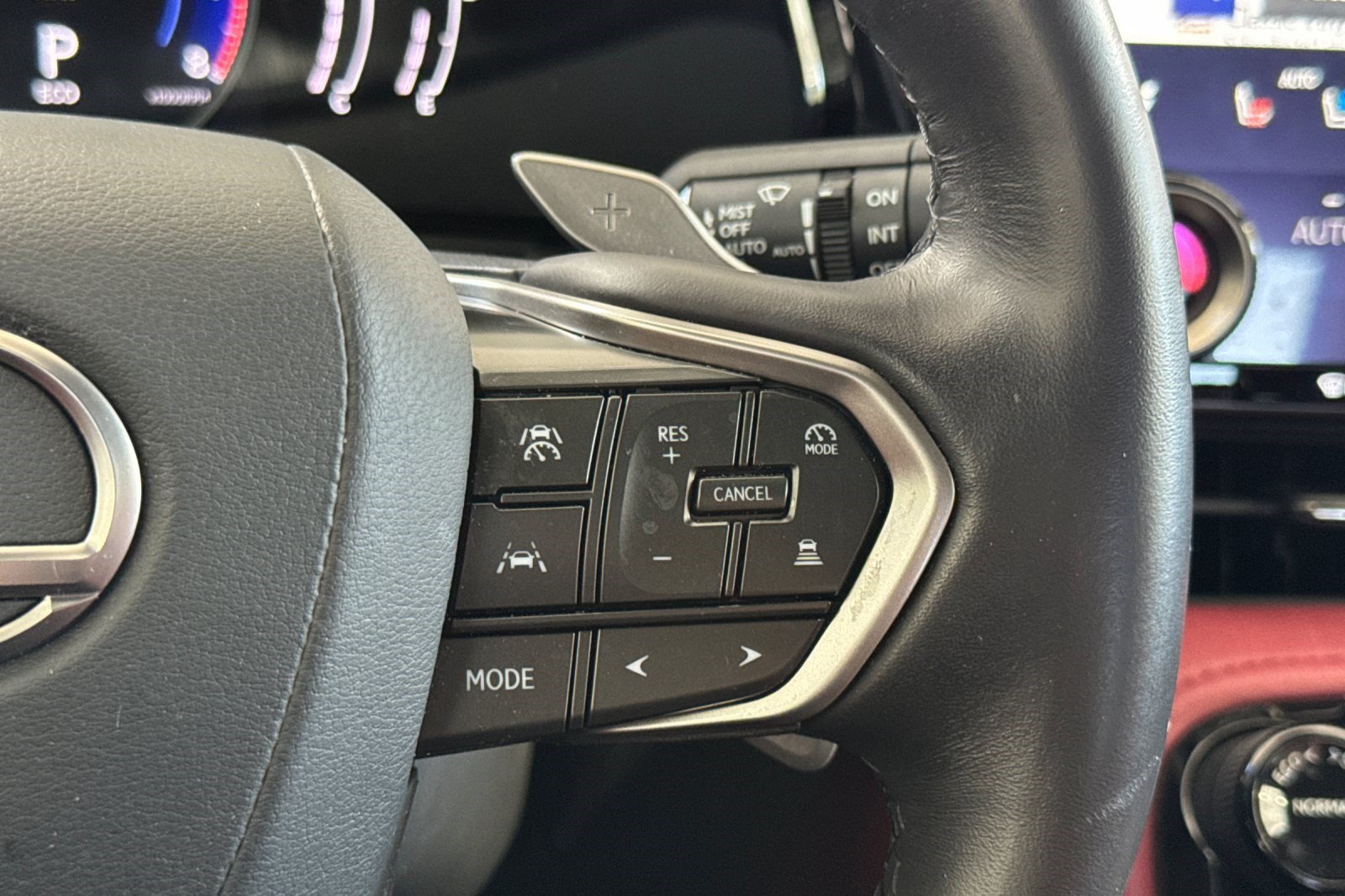 Certified 2025 Lexus NX 250 AWD w/ Premium Package image 31