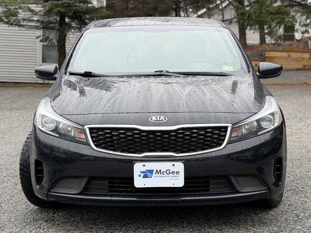 Used 2018 Kia Forte S image 2
