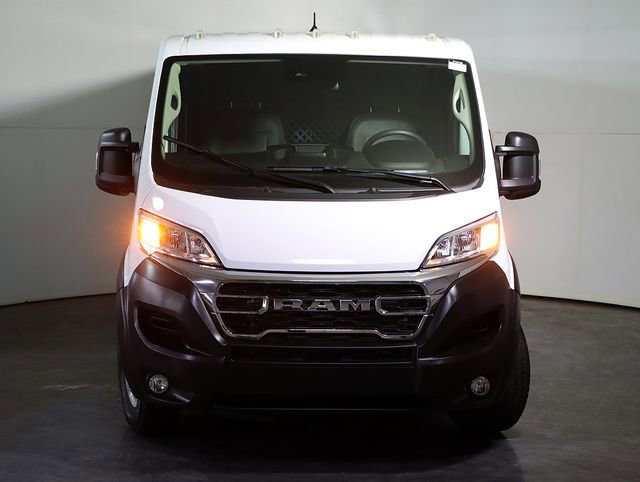 Used 2025 RAM ProMaster 2500 w/ U-Haul Equipment Group image 9