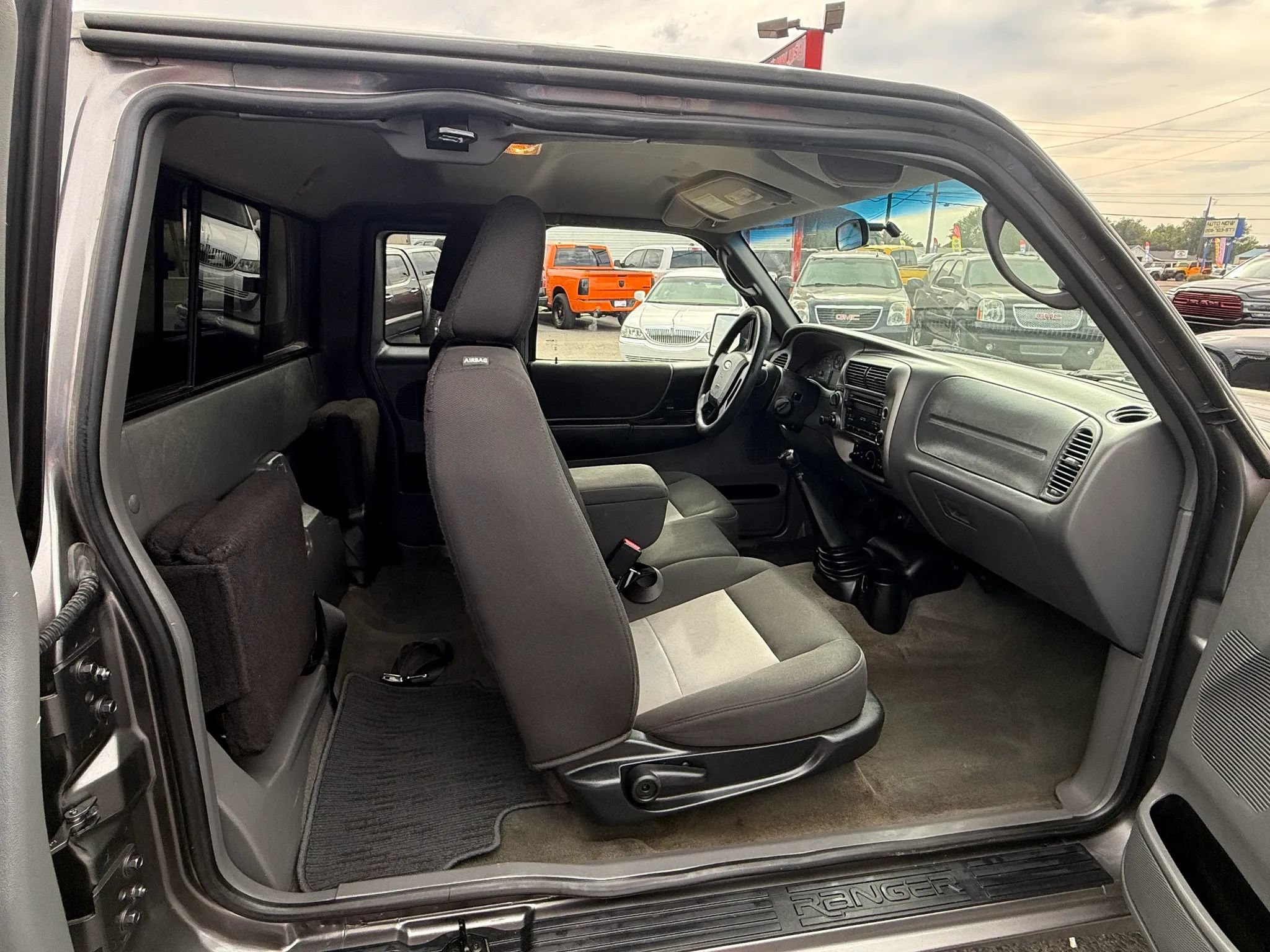 Used 2011 Ford Ranger XLT AWD/4WD image 15