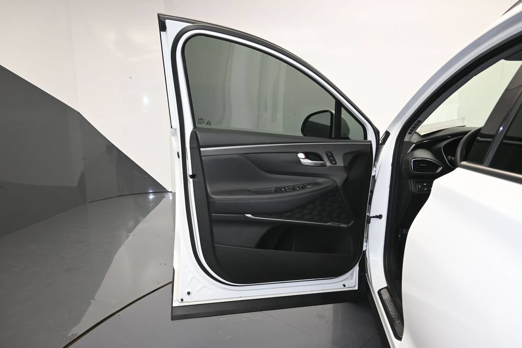 Used 2019 Hyundai Santa Fe FWD image 10