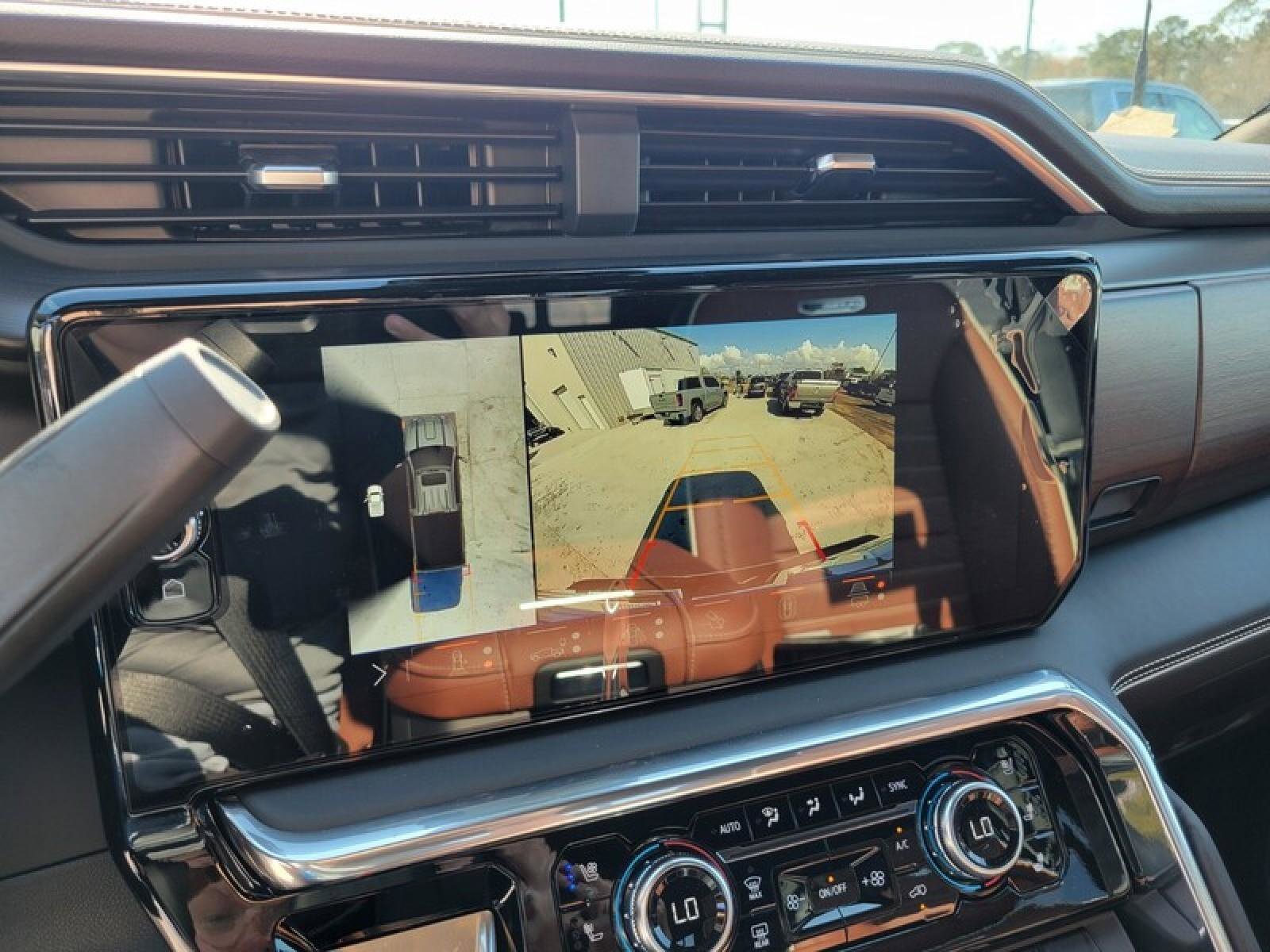 New 2026 GMC Sierra 2500 Denali Ultimate image 24