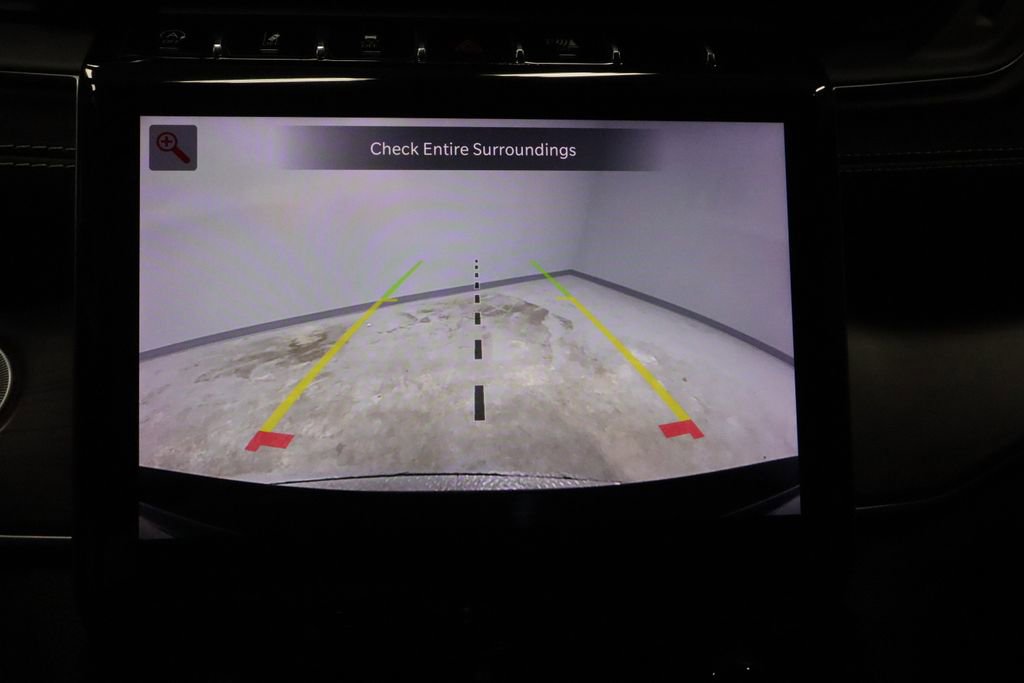 Used 2022 Jeep Grand Cherokee L Limited image 3