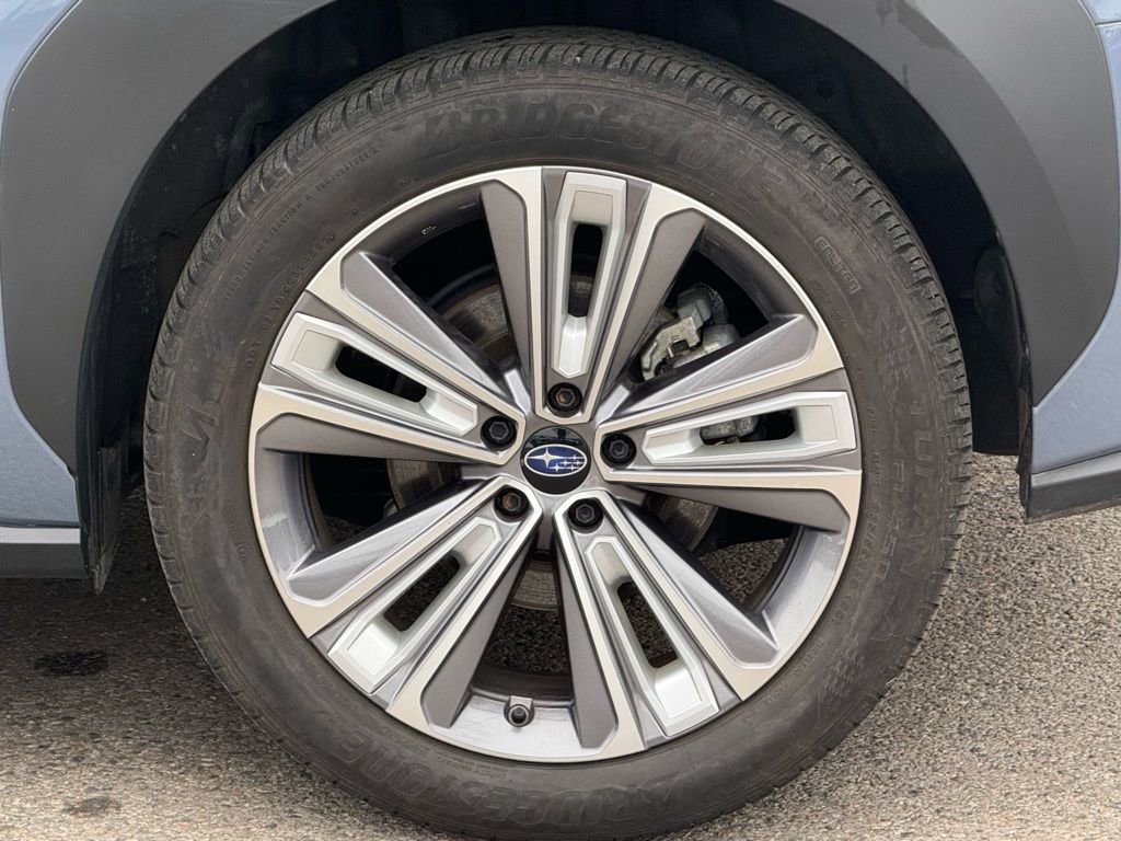 Used 2023 Subaru Solterra Limited image 8