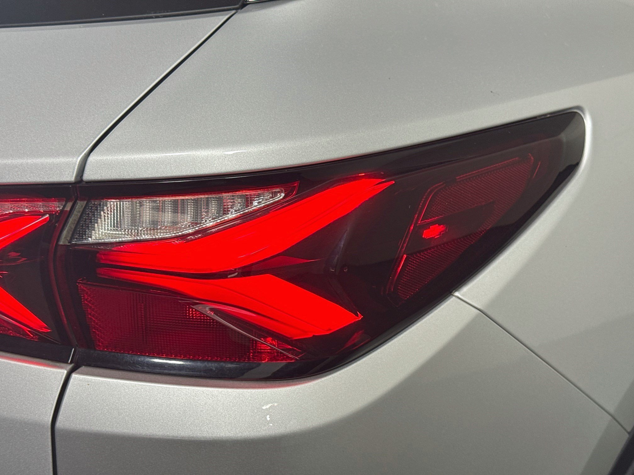 Used 2019 Chevrolet Blazer LT FWD image 34