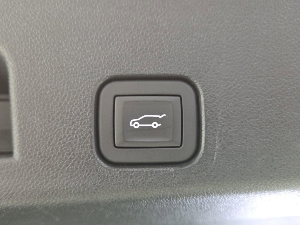 Used 2025 GMC Acadia Elevation AWD/4WD image 40