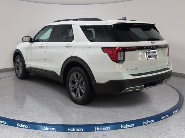 Used 2026 Ford Explorer Active w/ Active Comfort Package AWD/4WD image 8