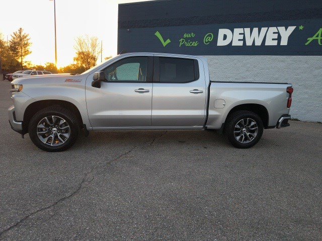 Used 2021 Chevrolet Silverado 1500 RST image 2