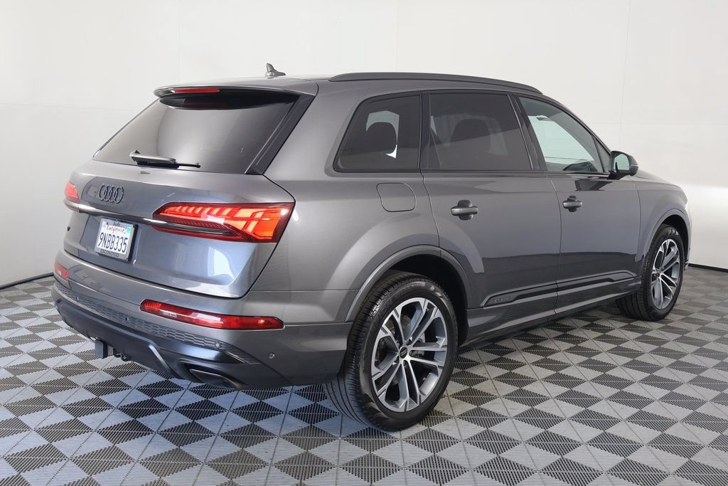 Used 2025 Audi Q7 2.0T Premium Plus w/ Premium Plus Package AWD/4WD image 4