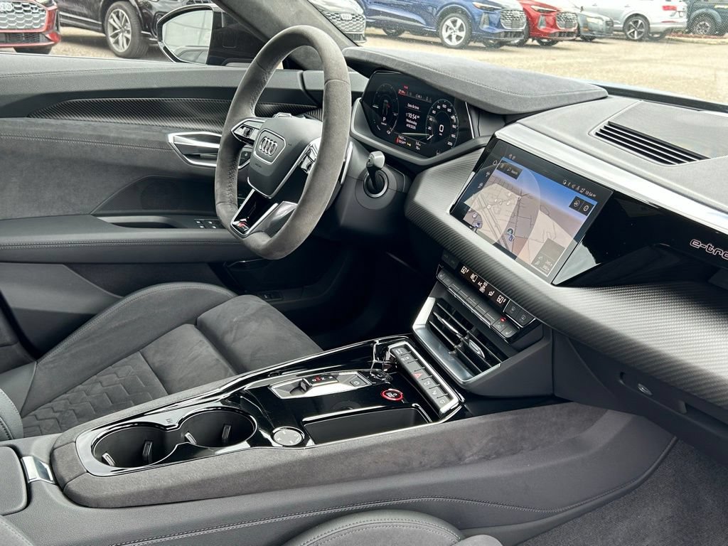 Used 2024 Audi RS e-tron GT w/ Carbon Performance Package AWD/4WD image 58