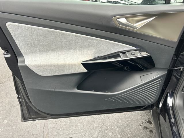 Used 2023 Volkswagen ID.4 Pro image 17