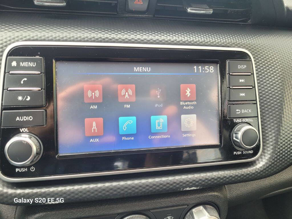 Used 2022 Nissan Kicks S image 16