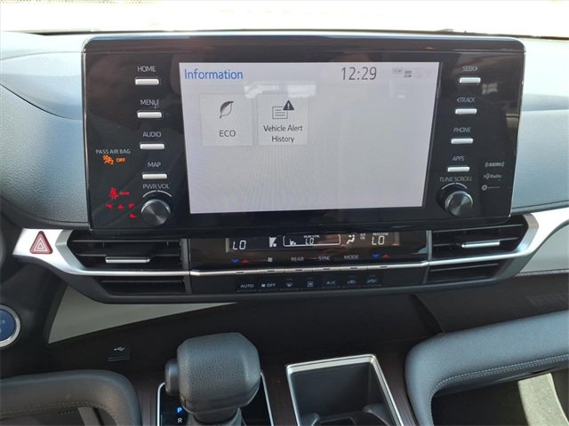 Used 2023 Toyota Sienna LE image 13