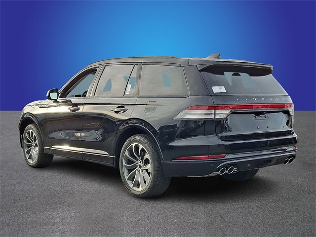New 2026 Lincoln Aviator AWD w/ Jet Appearance Package image 4