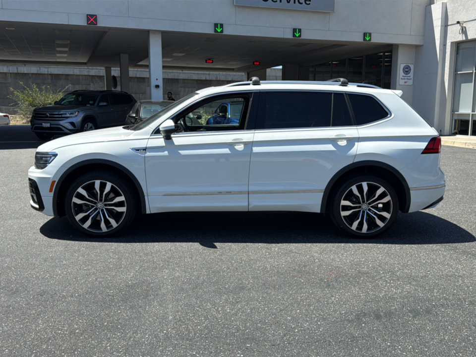 Used 2019 Volkswagen Tiguan SEL Premium R-Line w/ 3rd Row Seat Package AWD/4WD image 5