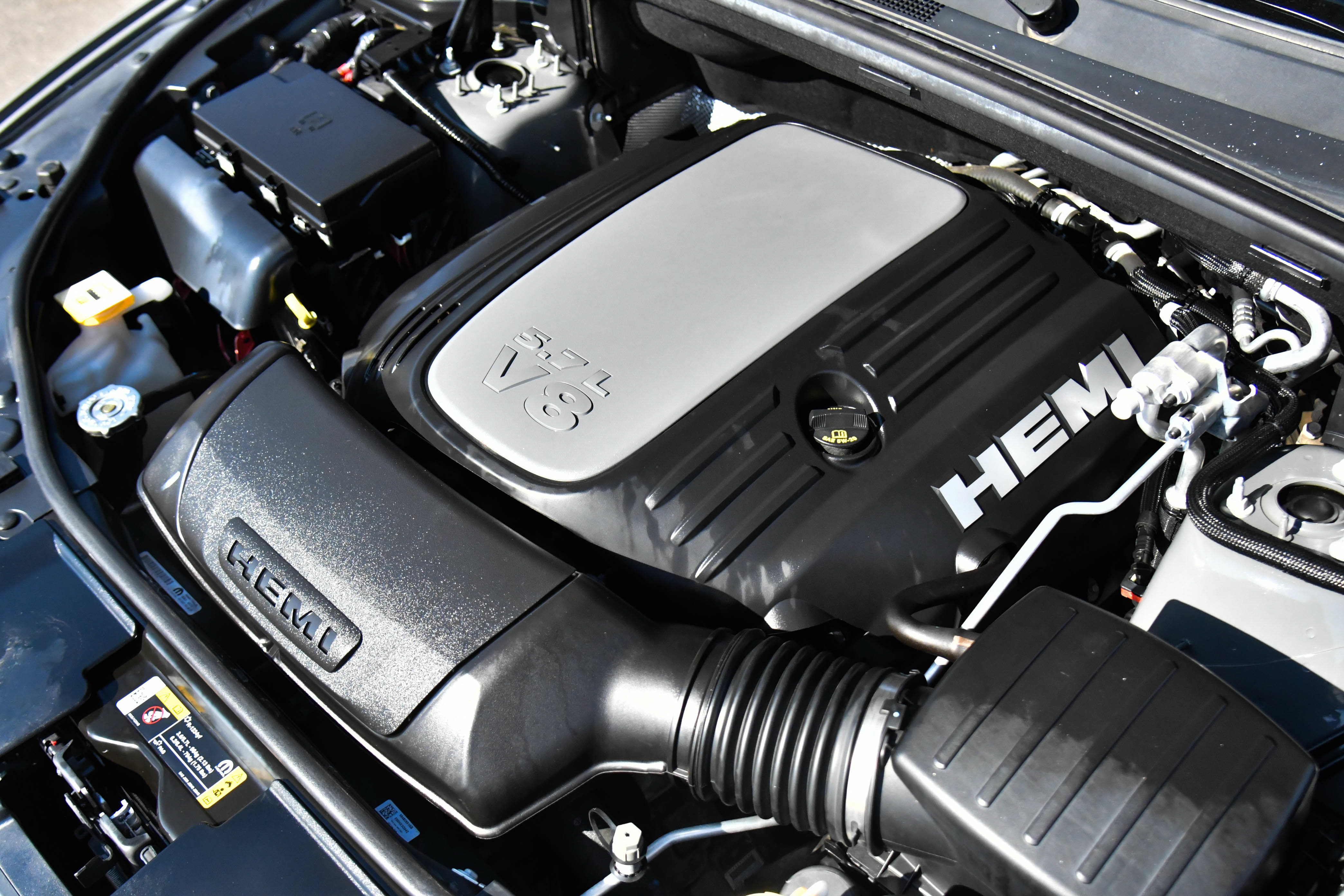 Used 2021 Dodge Durango R/T w/ Technology Group RWD image 52