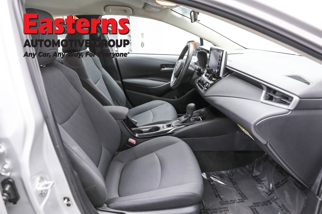 Used 2021 Toyota Corolla LE w/ Protection Package (TMS) FWD image 23