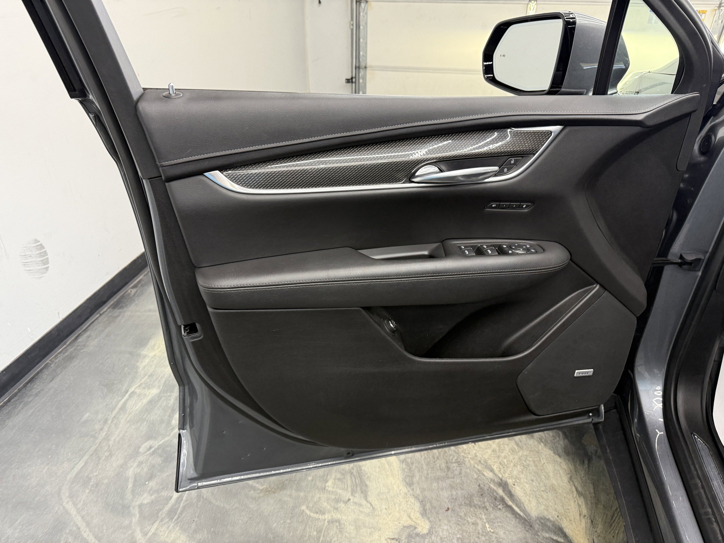 Used 2021 Cadillac XT5 Sportv w/ Platinum Package AWD/4WD image 9