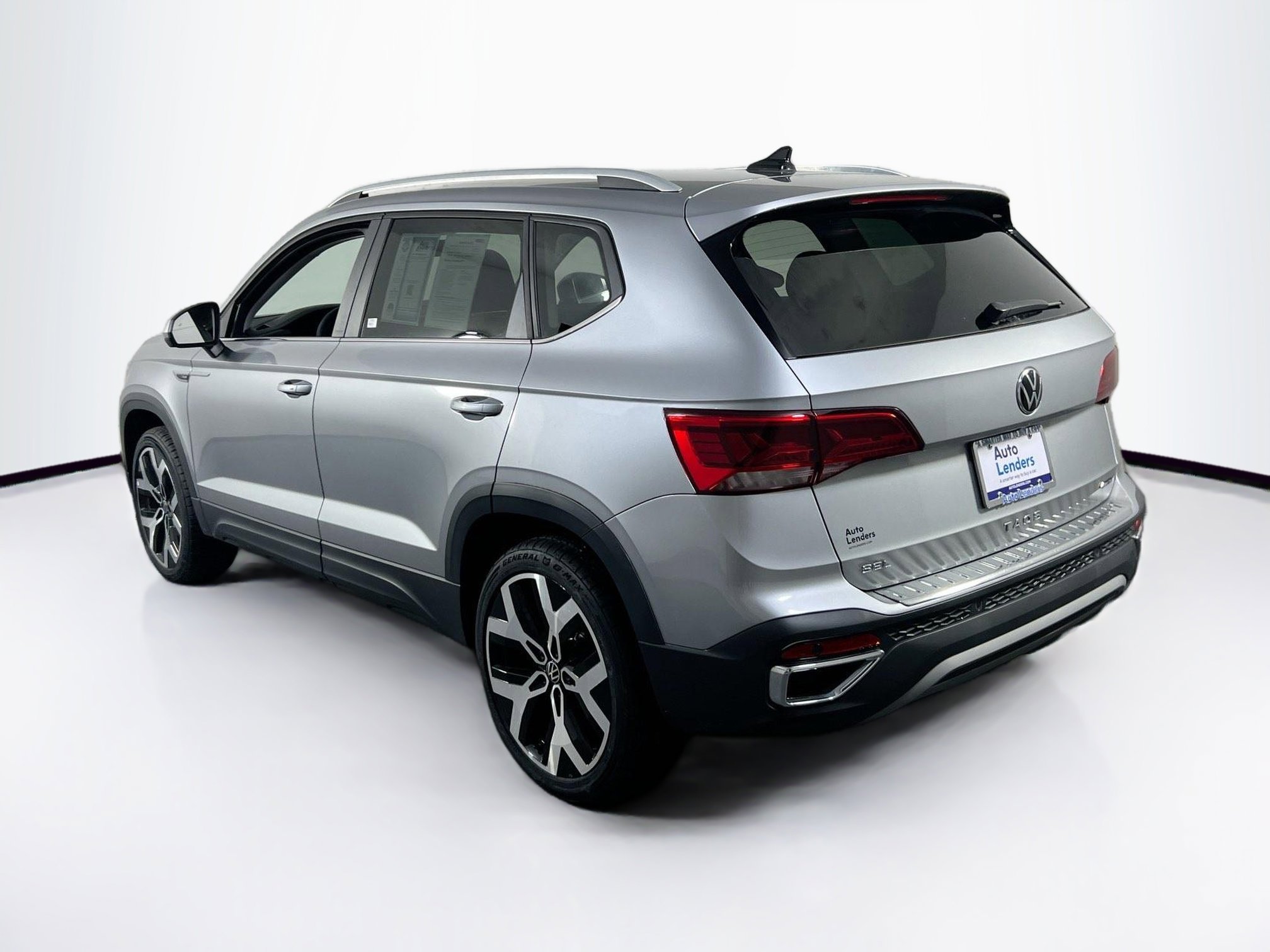 Used 2022 Volkswagen Taos SEL AWD/4WD image 7