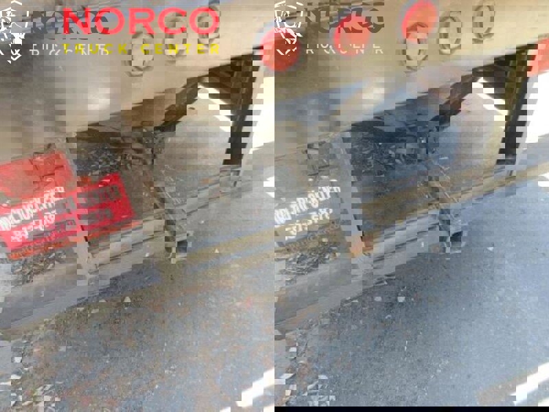 Used 2012 Ford F550 2WD Crew Cab Super Duty image 8