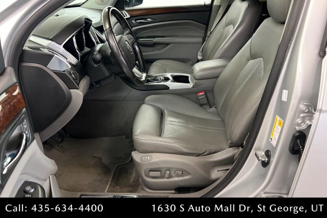Used 2012 Cadillac SRX Luxury FWD image 17