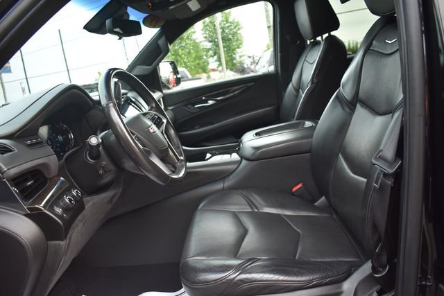 Certified 2019 Cadillac Escalade ESV Platinum AWD/4WD image 33